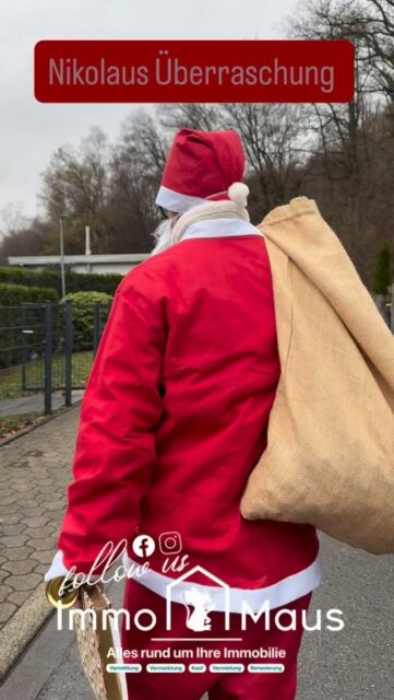 Heute war der Nikolaus im Auftrag von Immo Maus unterwegs und hat vielen Familien eine Freude gemacht. Sie waren Teil unseres Gewinnspiels und wir freuen uns riesig, dass es so gut angekommen ist und die Kinder so glücklich waren. Wir wünschen Ihnen allen noch einen wunderschönen Nikolaustag!
Ihr Immo Maus Team
#Nikolaus #ImmoMaus #Nikolaustag #Gewinnspiel #Glücksmomente #Familienglück #Weihnachtszeit #Überraschung #Dankeschön