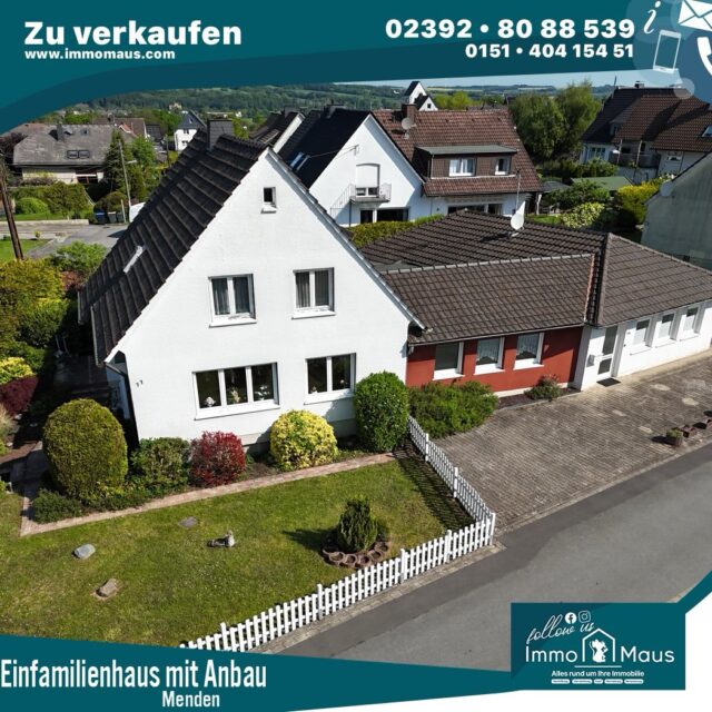 🏡✨ Platz für Generationen, Familie und Lebensträume! ✨🏡

📍 Menden | Kirschbaumweg 11

Dieses großzügige Einfamilienhaus mit ebenerdiger Einliegerwohnung bietet zahlreiche Möglichkeiten – ideal für Mehrgenerationenwohnen, Wohnen und Vermieten oder einfach viel Platz für die ganze Familie. ❤️

🔑 ca. 219 m² Wohnfläche
🌳 ca. 609 m² Grundstück
🛏️ 5 Schlafzimmer
🛋️ 8 Zimmer
🚿 2 Badezimmer
☀️ Balkon & 2 Terrassen
🚗 Garage + 3 Stellplätze

💶 Kaufpreis: 299.000 €

Die Immobilie befindet sich in renovierungsbedürftigem Zustand und bietet viel Potenzial zur Verwirklichung Ihrer eigenen Wohnideen. ✨

📞 Interesse? Kontaktieren Sie uns gerne für weitere Informationen oder einen Besichtigungstermin.

Ihr Immo Maus Team 🐭🏡

#HausZuVerkaufen #Menden #Immobilien #Einfamilienhaus #Mehrgenerationenhaus