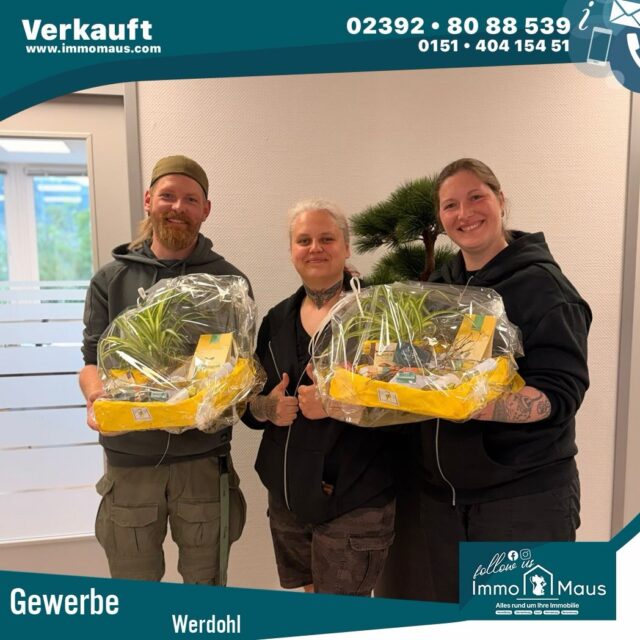 🎉🏢 Erfolgreicher Gewerbeverkauf in Werdohl! 🏢🎉
Am Montag durften wir Käufer und Verkäufer glücklich machen – das Gewerbeobjekt in Werdohl wurde erfolgreich verkauft! 🤝✨
Gerade im aktuellen Marktumfeld ist der Verkauf von Gewerbeimmobilien alles andere als selbstverständlich. Es gab einige Herausforderungen und Hürden zu überwinden. Doch mit der richtigen Strategie, Ausdauer und viel Engagement haben wir gemeinsam eine passende Lösung gefunden. 💪🏽📈
Besonders freut es uns, dass wir den Käufer auf seinem Weg umfassend unterstützen konnten und nun einen weiteren zufriedenen Eigentümer begrüßen dürfen. 😊🏠
Für uns gilt: Aufgeben ist keine Option. Wir begleiten unsere Kunden bis zum erfolgreichen Abschluss – und oft auch darüber hinaus. ❤️
Sie möchten Ihre Immobilie verkaufen? Sprechen Sie uns gerne an. Wir finden auch für Ihre Immobilie die passende Strategie. 📞📩
Ihr 🐭 Immo Maus Team
#Immobilienverkauf #Gewerbeimmobilie #Werdohl #erfolgreichverkauft