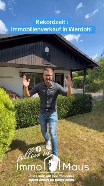 🏡 Rekordverkauf: Diese Immobilie war in nur 25 Tagen verkauft. 🚀

Nein – das ist kein Werbegag.

Alles begann mit einem Tipp. Zwei Tage später saßen wir bereits mit den Verkäufern am Tisch. Auch sonntags sind wir für unsere Kunden da, wenn es darauf ankommt.

📞 Viele denken, man müsse unzählige Kaufinteressenten anrufen.
Die Wahrheit? Es war genau EIN Anruf.

Schon bei der ersten Besichtigung war klar:
“Die nehme ich!”

Ab dann ging alles Schlag auf Schlag:
✅ Kaufvertragsentwurf angefordert
✅ Alle Unterlagen vorbereitet
✅ Notartermin vereinbart
✅ Beurkundung nach nur 25 Tagen

Haben wir eine Zauberkugel? 🔮
Nein.

Hypnotisieren wir Käufer? 😉
Auch nicht.

Der Schlüssel ist viel einfacher:
✔️ Eine realistische Wertermittlung.
✔️ Eine professionelle Vermarktung.
✔️ Schnelle Kommunikation.
✔️ Volle Leidenschaft für unsere Kunden.

25 Tage können wir niemandem versprechen.
Aber eines schon:

💛 Wir geben bei jedem Immobilienverkauf 100 %.

📩 Sie möchten Ihre Immobilie verkaufen?
Dann lassen Sie uns unverbindlich darüber sprechen.

Immo Maus – Wenn aus Verkaufen Rekordzeit wird.

#immobilien #immobilienmakler #hausverkauf #wohnungsverkauf