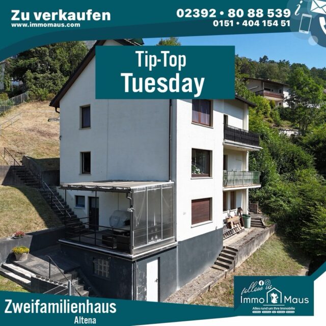 🏡 TIP TOP TUESDAY 🐭✨
Wohnglück auf zwei Ebenen – gepflegtes Zweifamilienhaus mit Potenzial in Altena!
Heute haben wir bei unserem Tip Top Tuesday ein echtes Raumwunder für euch. Ob Mehrgenerationenwohnen, Eigennutzung mit Vermietung oder Kapitalanlage – dieses Zweifamilienhaus bietet jede Menge Möglichkeiten.
🏠 Zweifamilienhaus in 58762 Altena
📐 ca. 179 m² Wohnfläche
🌳 ca. 911 m² Grundstück
🛏 7 Zimmer | 5 Schlafzimmer
🛁 2 Badezimmer + 2 separate WCs
☀️ 2 Balkone + Terrasse
🚗 2 Garagen
🔥 2 Gaszentralheizungen
🏡 voll unterkellert
✨ OG 2017 umfassend renoviert
💰 Kaufpreis: 239.000 €
Besonders interessant: Die Erdgeschosswohnung ist bereits vermietet. Das Ober- und Dachgeschoss bieten zusammen ca. 111,88 m² Wohnfläche und damit jede Menge Platz für die eigene Familie oder eine weitere Nutzung.
Und wer sich schon vor der Besichtigung einen Eindruck verschaffen möchte: Für die Immobilie gibt es natürlich auch einen virtuellen Rundgang. 🎥🏠
239.000 € für rund 179 m² Wohnfläche und 911 m² Grundstück – was sagt ihr? 👀
👍 TIP oder FLOP?
Schreibt es uns in die Kommentare!
📍 Hembergstraße 2a | 58762 Altena
📞 02392 8088539
📧 info@immomaus.com 
Ihr Immo Maus Team 🐭🏠
#TipTopThursday #ImmoMaus #Altena #Zweifamilienhaus